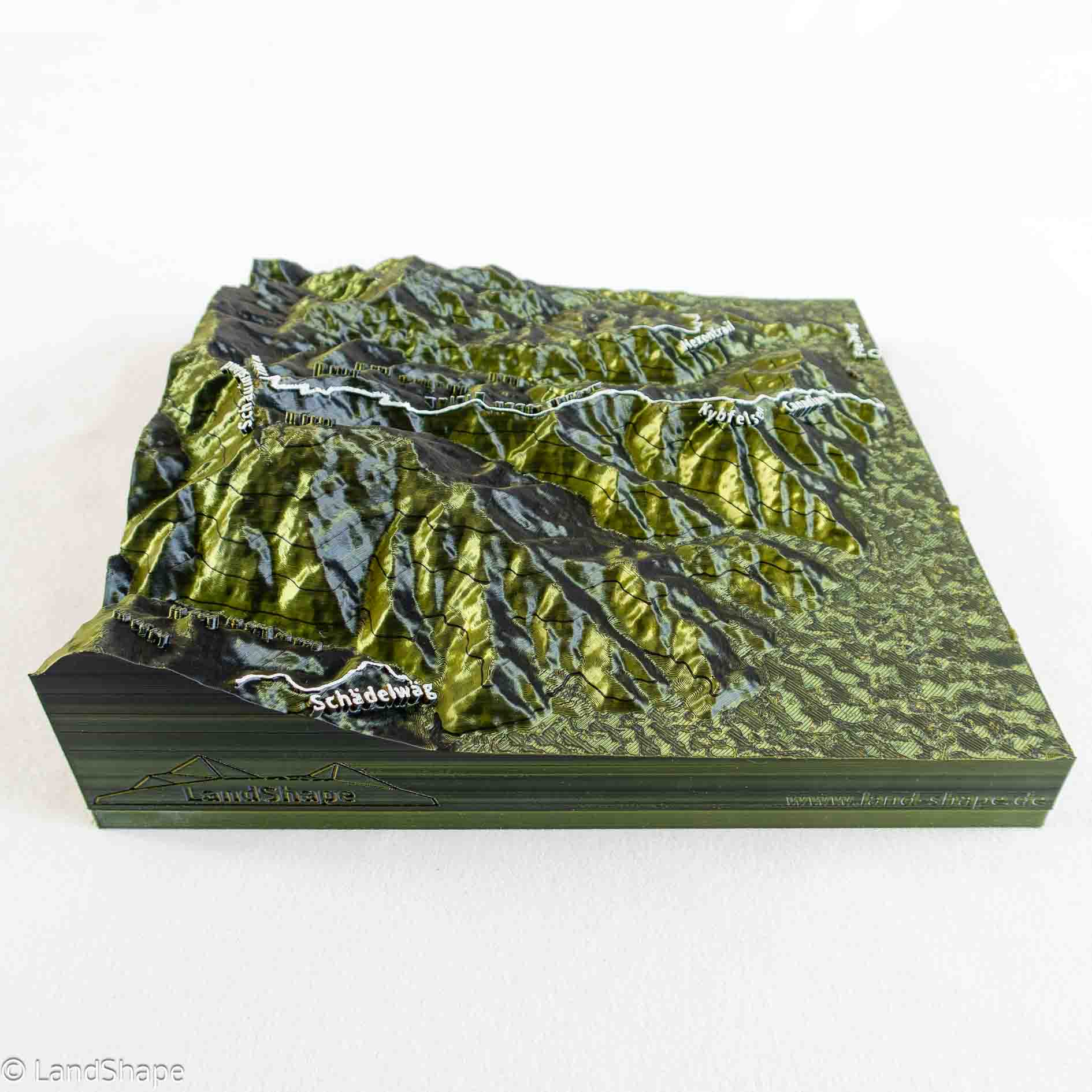 Produktfoto des Badish Moon Rising-Trail Geländereliefs in Moss Metallic von links
