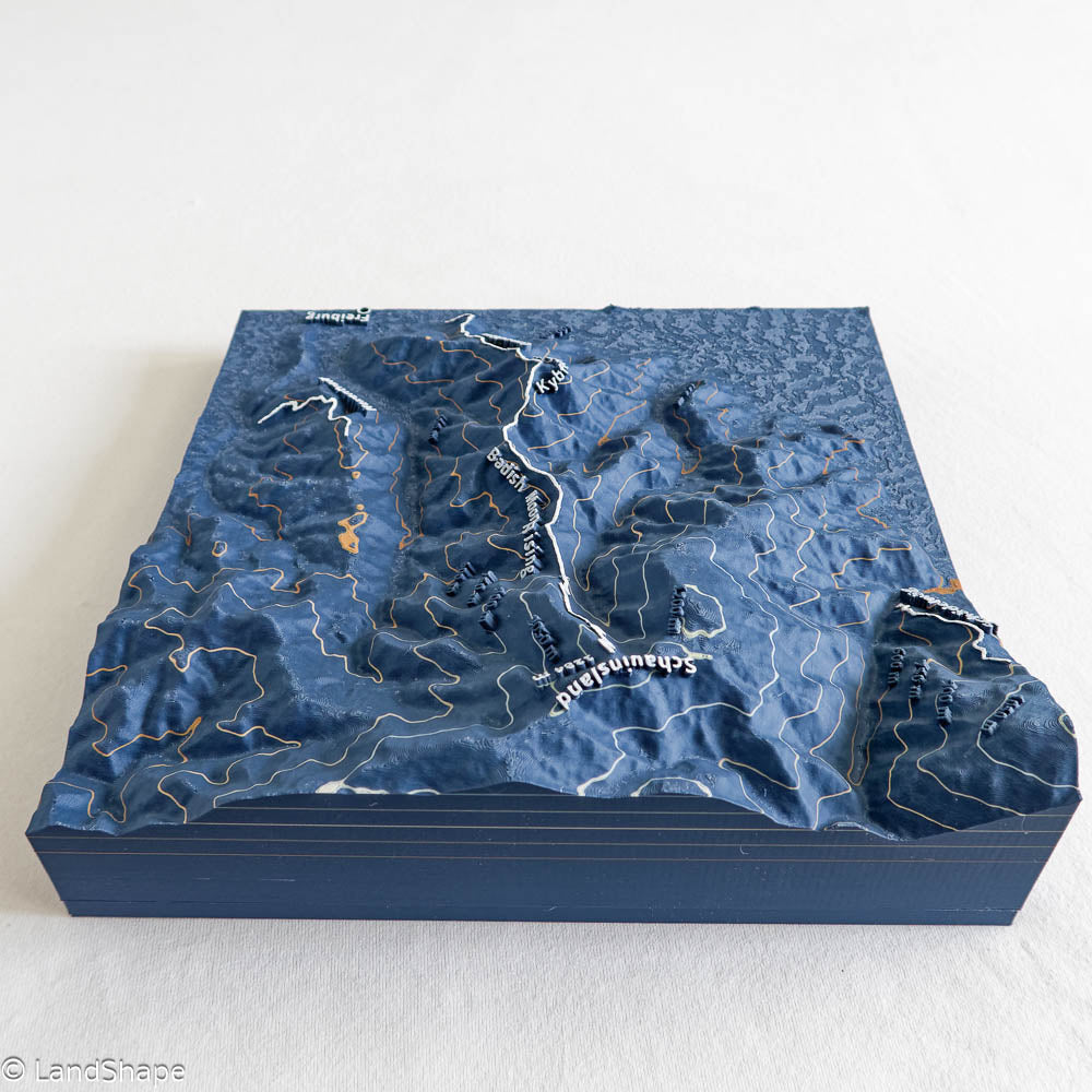 Produktfoto des Badish Moon Rising-Trail Geländereliefs in Navy Blue von hinten