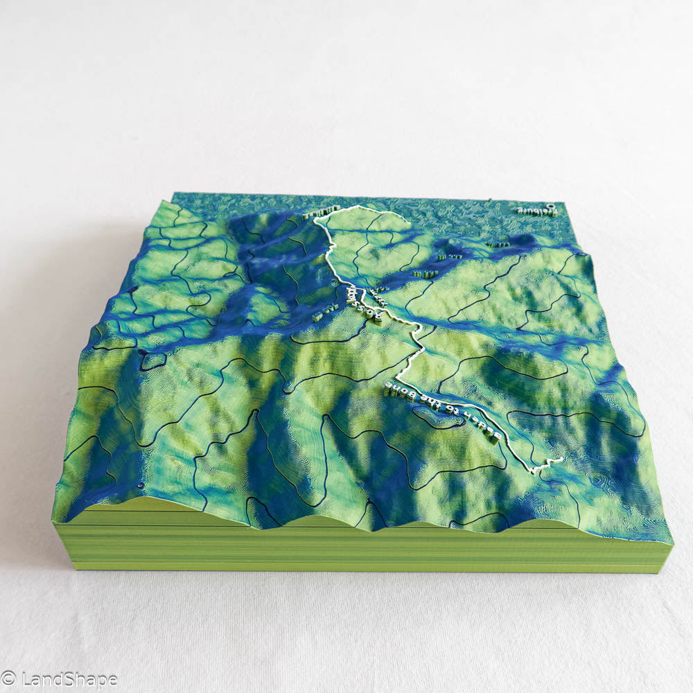 Produktfoto des Borderline-Trail Geländereliefs in Velvet Green von hinten