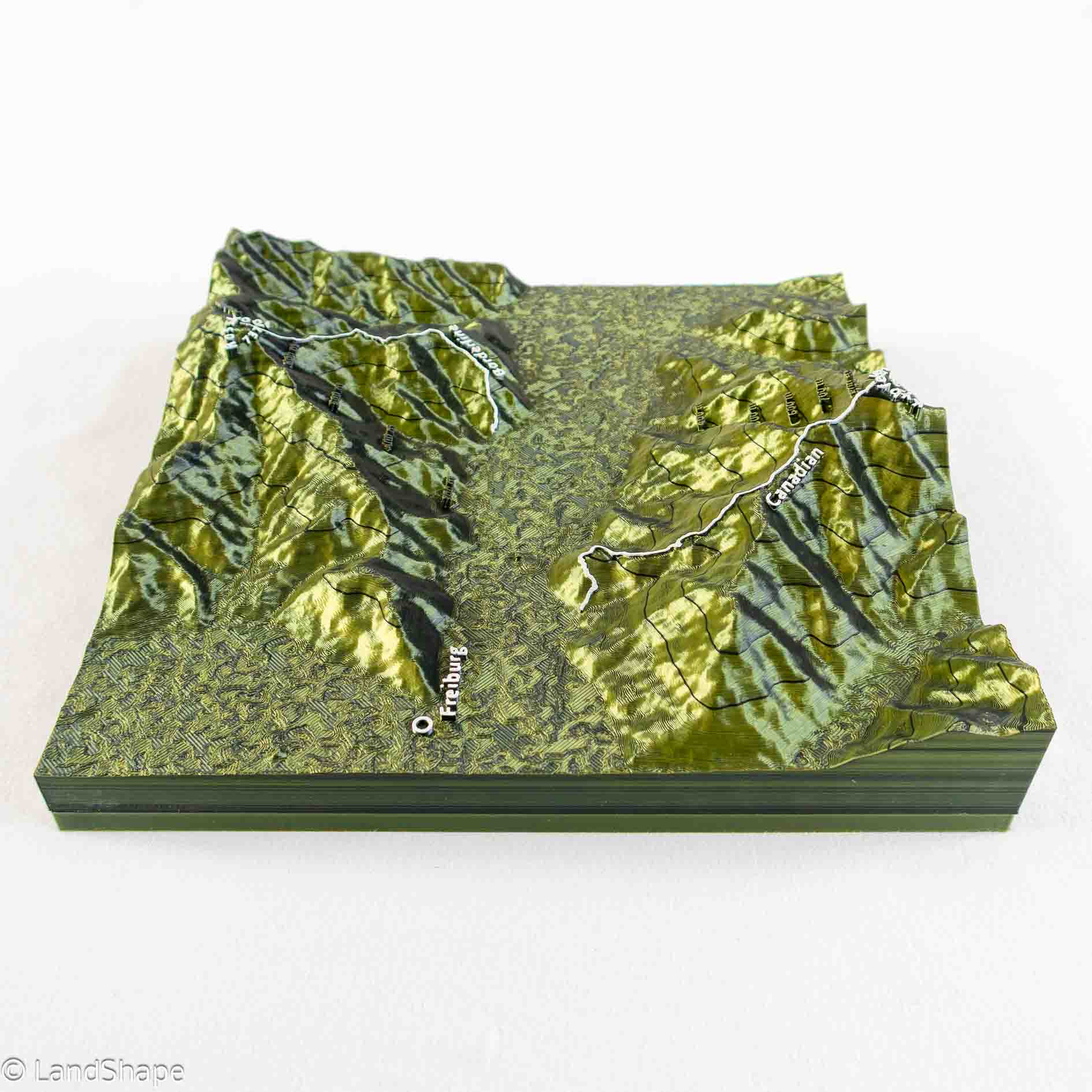 Produktfoto des Canadian-Borderline Geländereliefs in Moss-Metallic von links