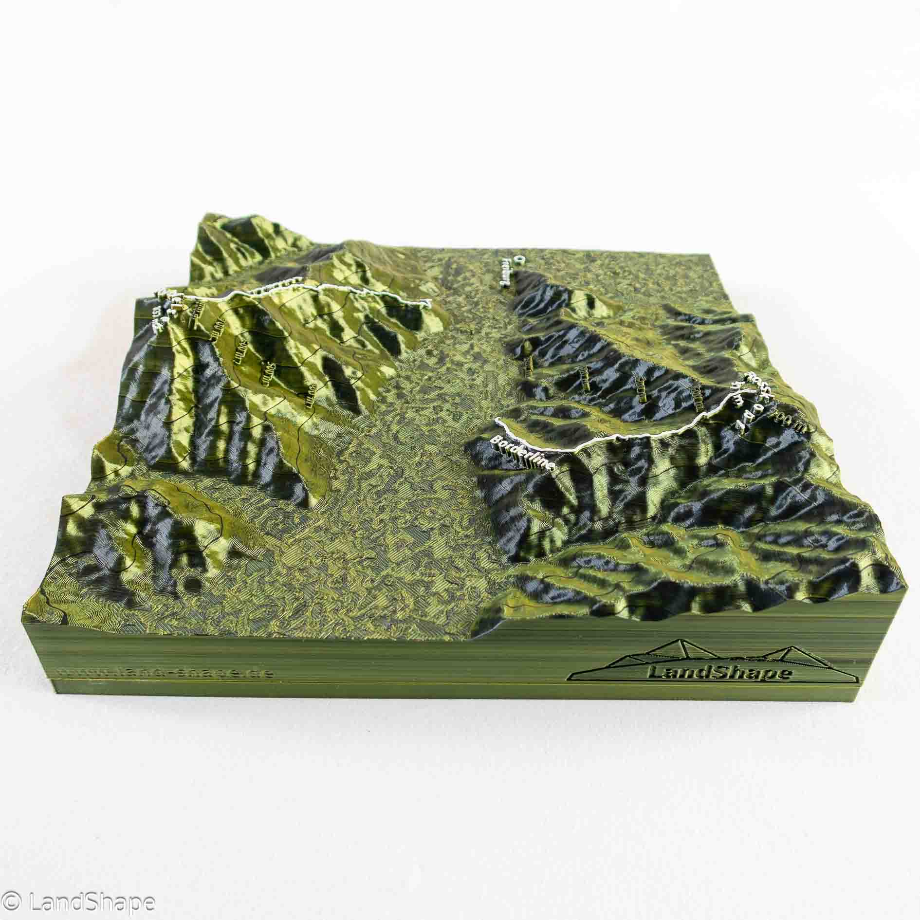 Produktfoto des Canadian-Borderline Geländereliefs in Moss-Metallic von rechts