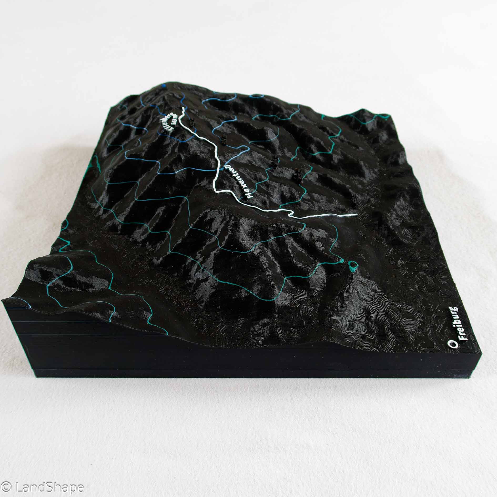 Produktfoto des Hexentrail Geländereliefs in Charcoal Black von links