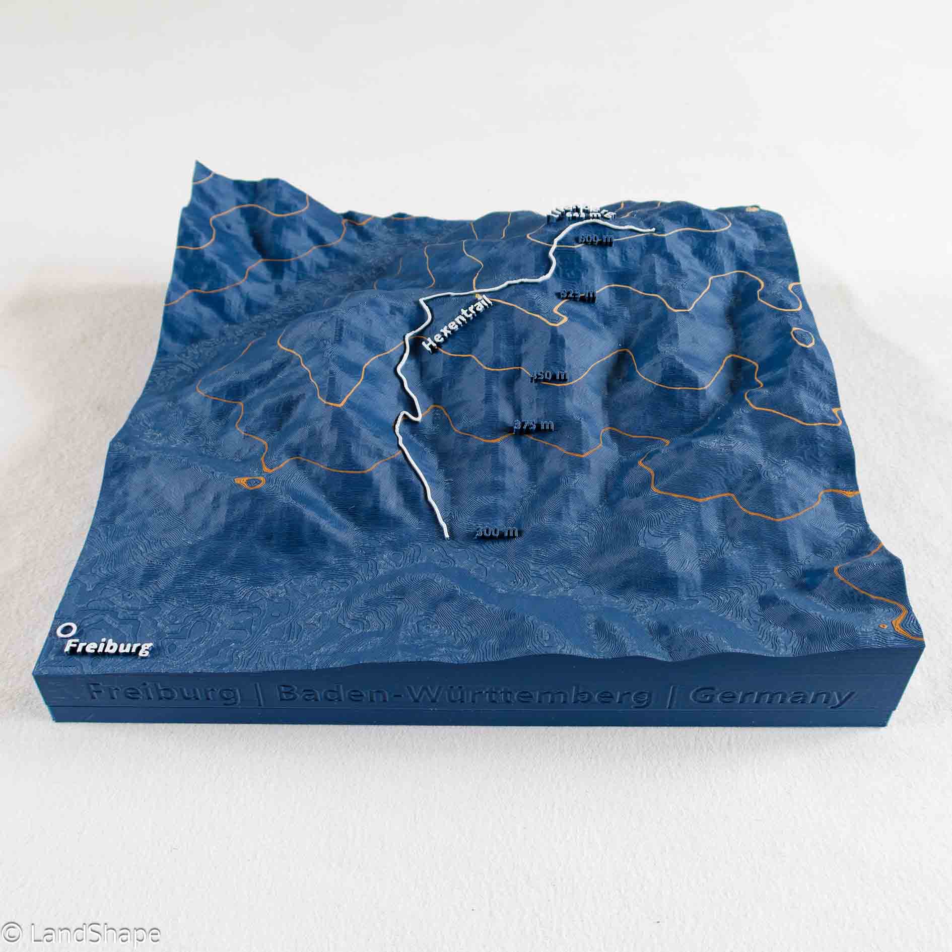 Produktfoto des Hexentrail Geländereliefs in Navy Blue von vorn