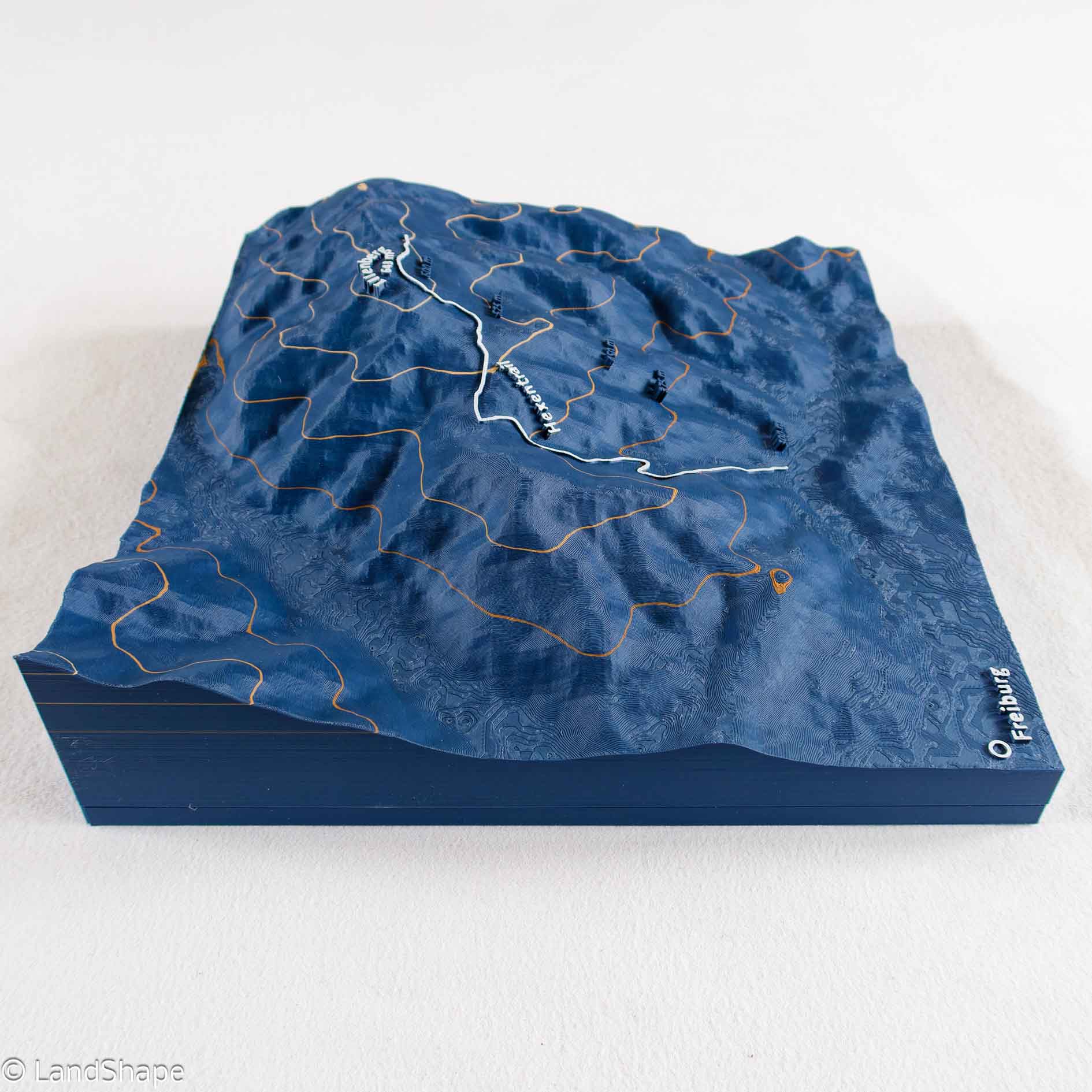 Produktfoto des Hexentrail Geländereliefs in Navy Blue von links