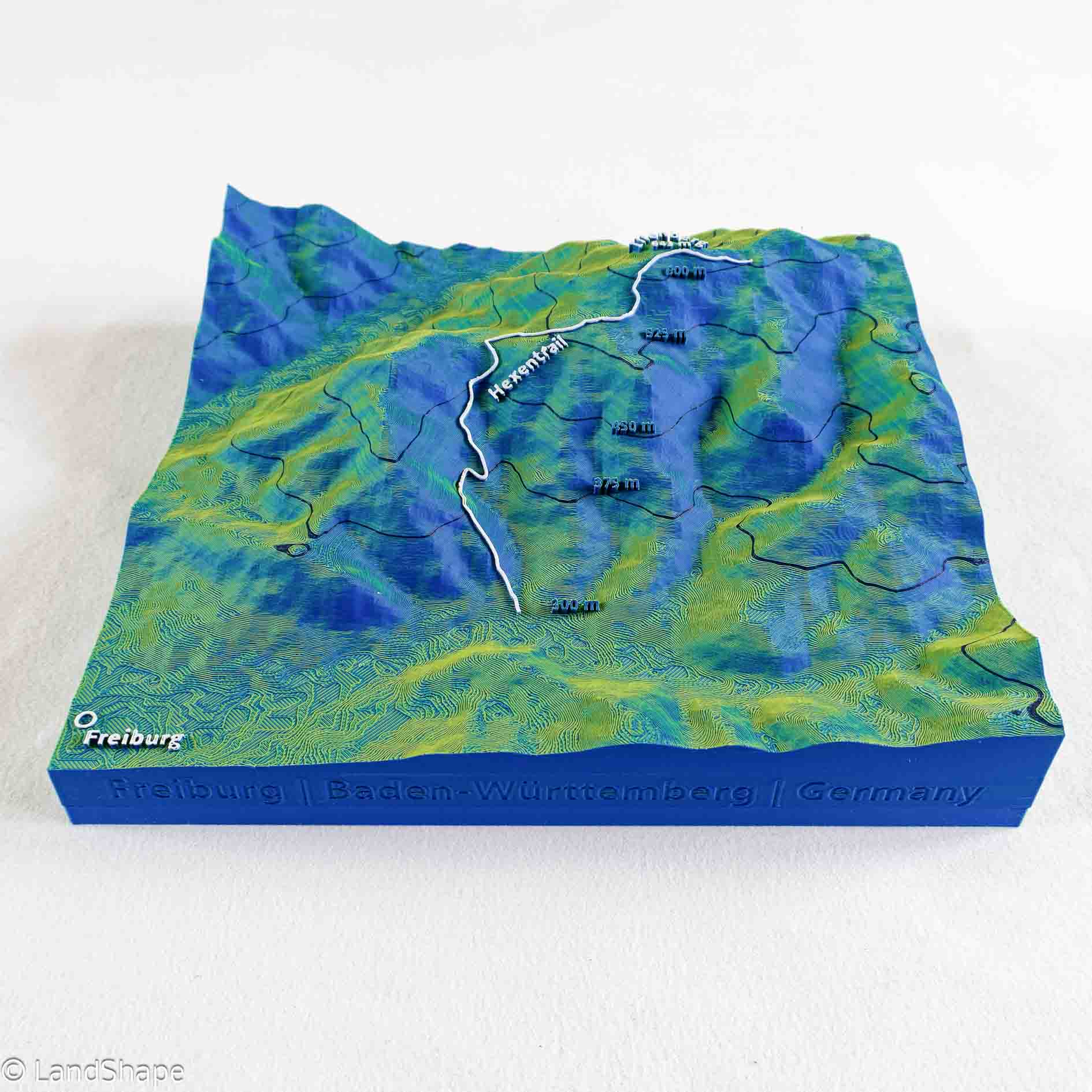 Produktfoto des Hexentrail Geländereliefs in Velvet Green von vorn